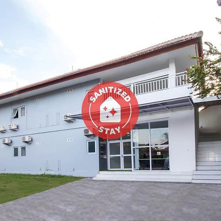 Oyo 2270 Hotel Taman Wirama Денпасар Екстериор снимка