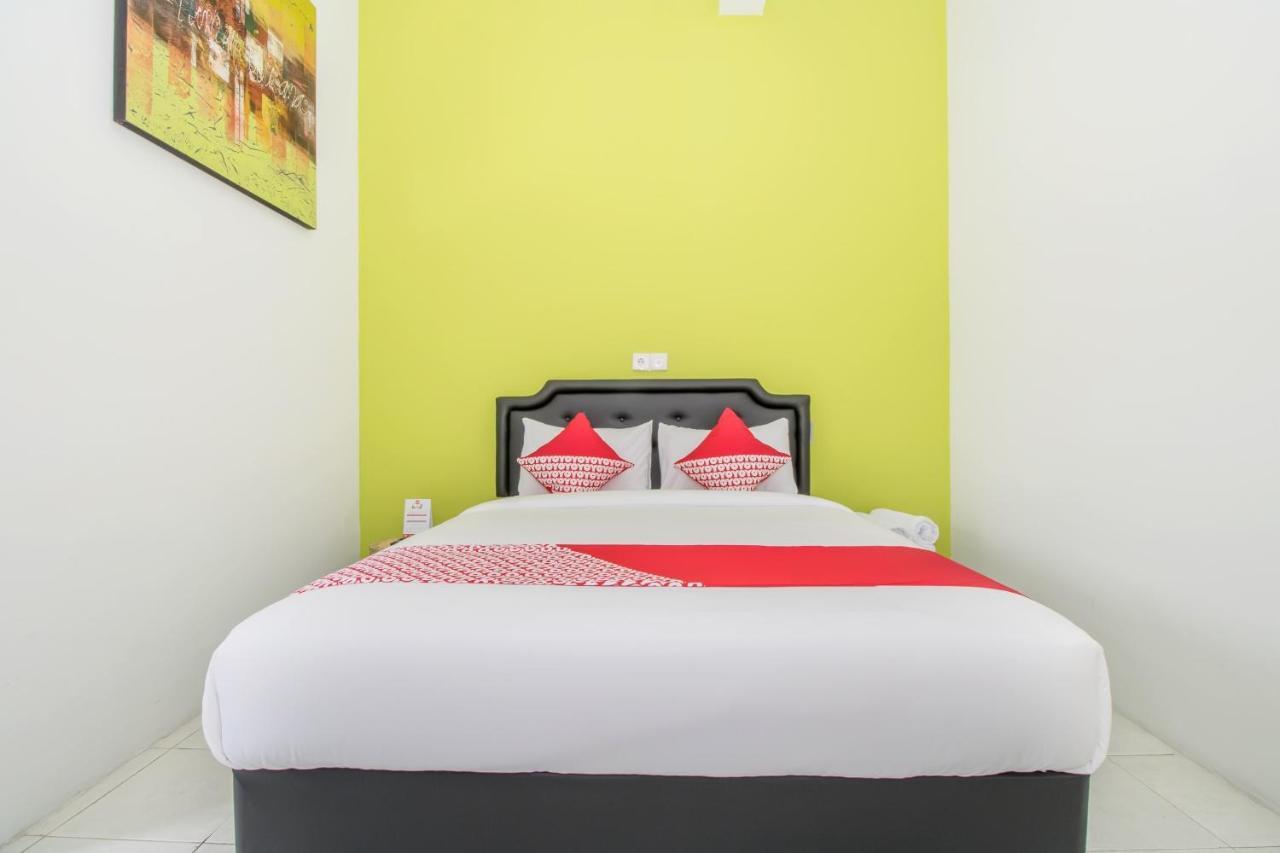 Oyo 2270 Hotel Taman Wirama Денпасар Екстериор снимка