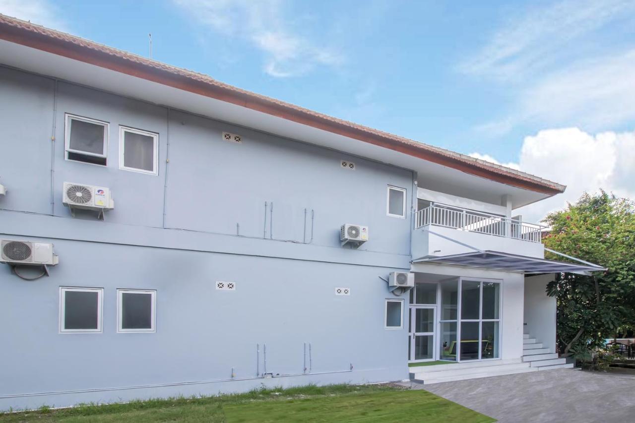 Oyo 2270 Hotel Taman Wirama Денпасар Екстериор снимка