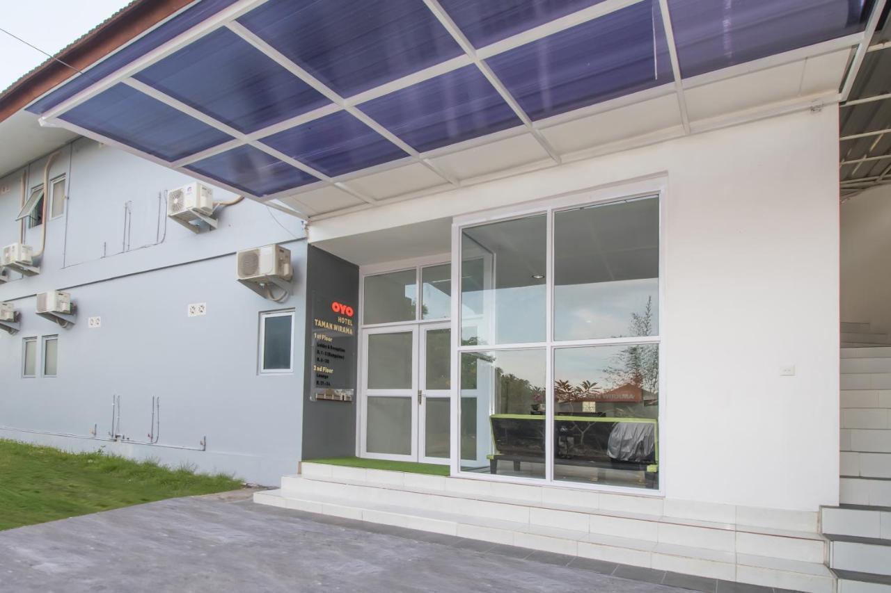 Oyo 2270 Hotel Taman Wirama Денпасар Екстериор снимка