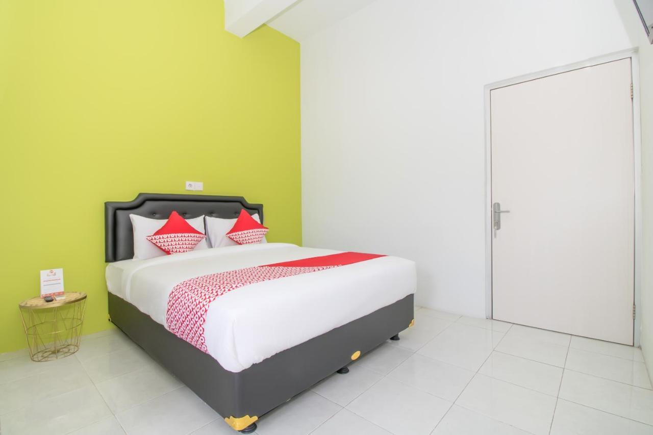 Oyo 2270 Hotel Taman Wirama Денпасар Екстериор снимка